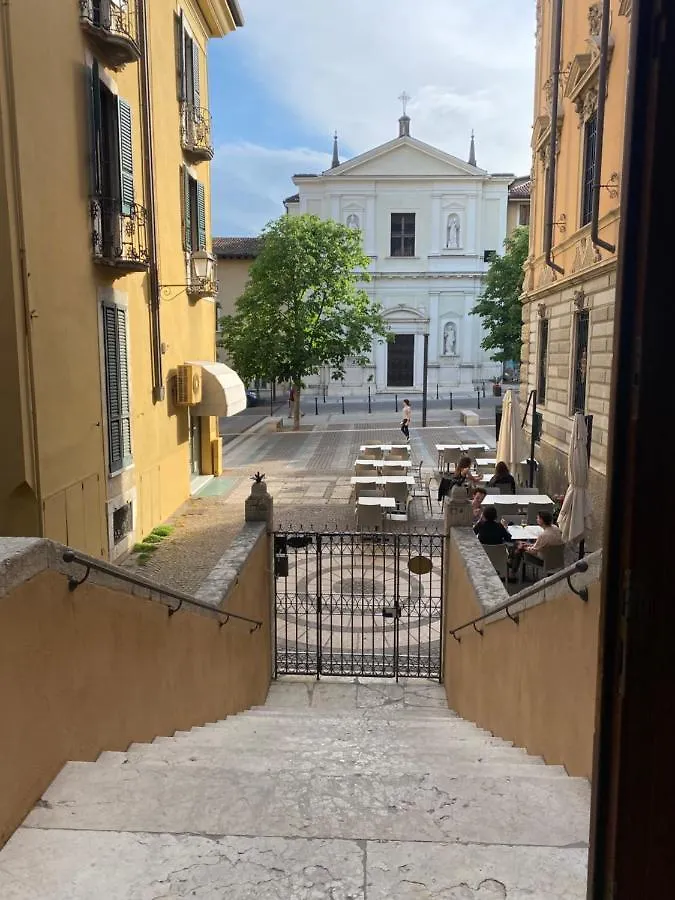Appartamento Antico Teatro 萨罗 0*,  意大利